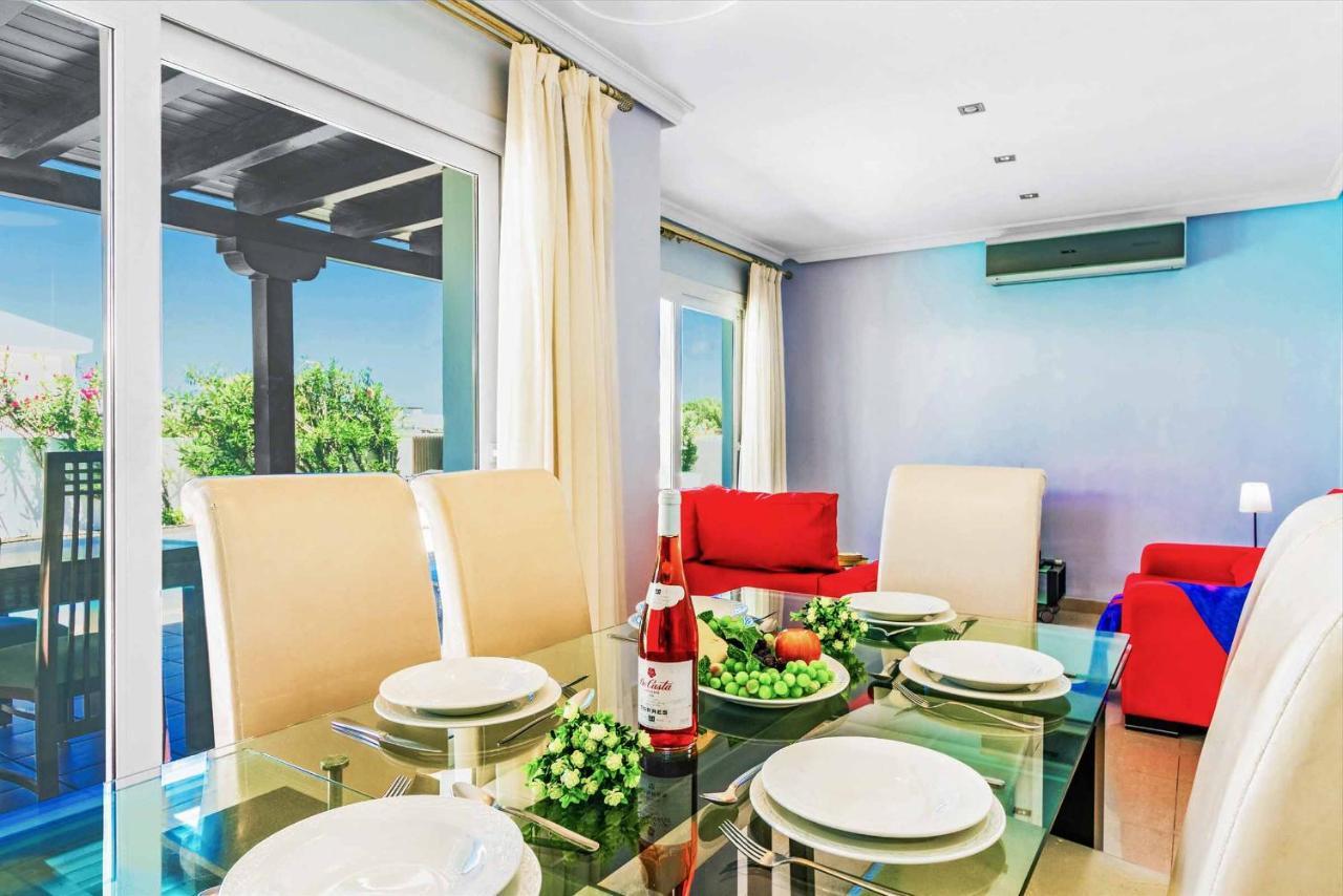 Calima Villa *