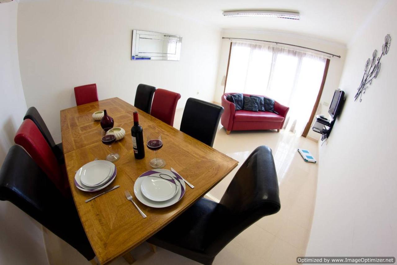 44 Sea Views, Pool,games,hot Tub, Office With Computer+ Wifi * Playa Blanca (Lanzarote)