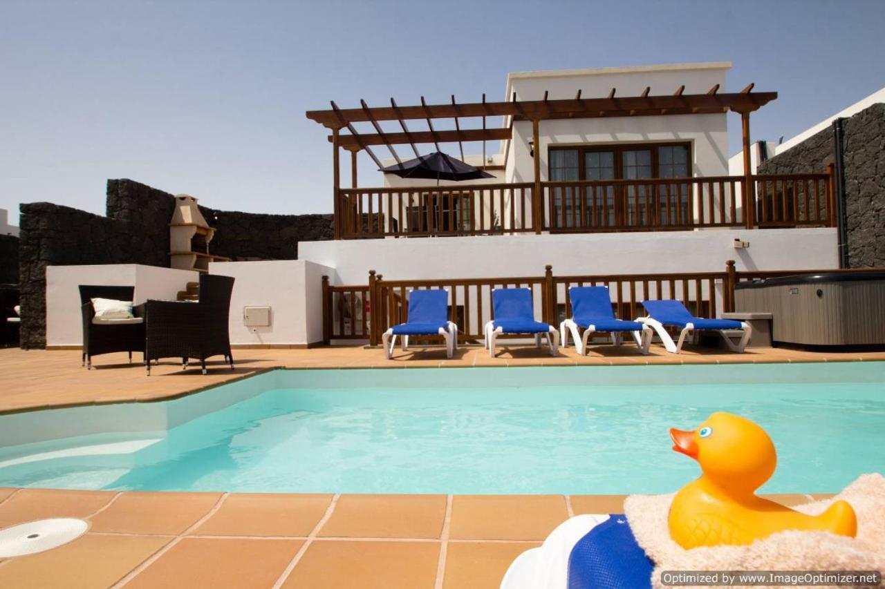 44 Sea Views, Pool,games,hot Tub, Office With Computer+ Wifi *