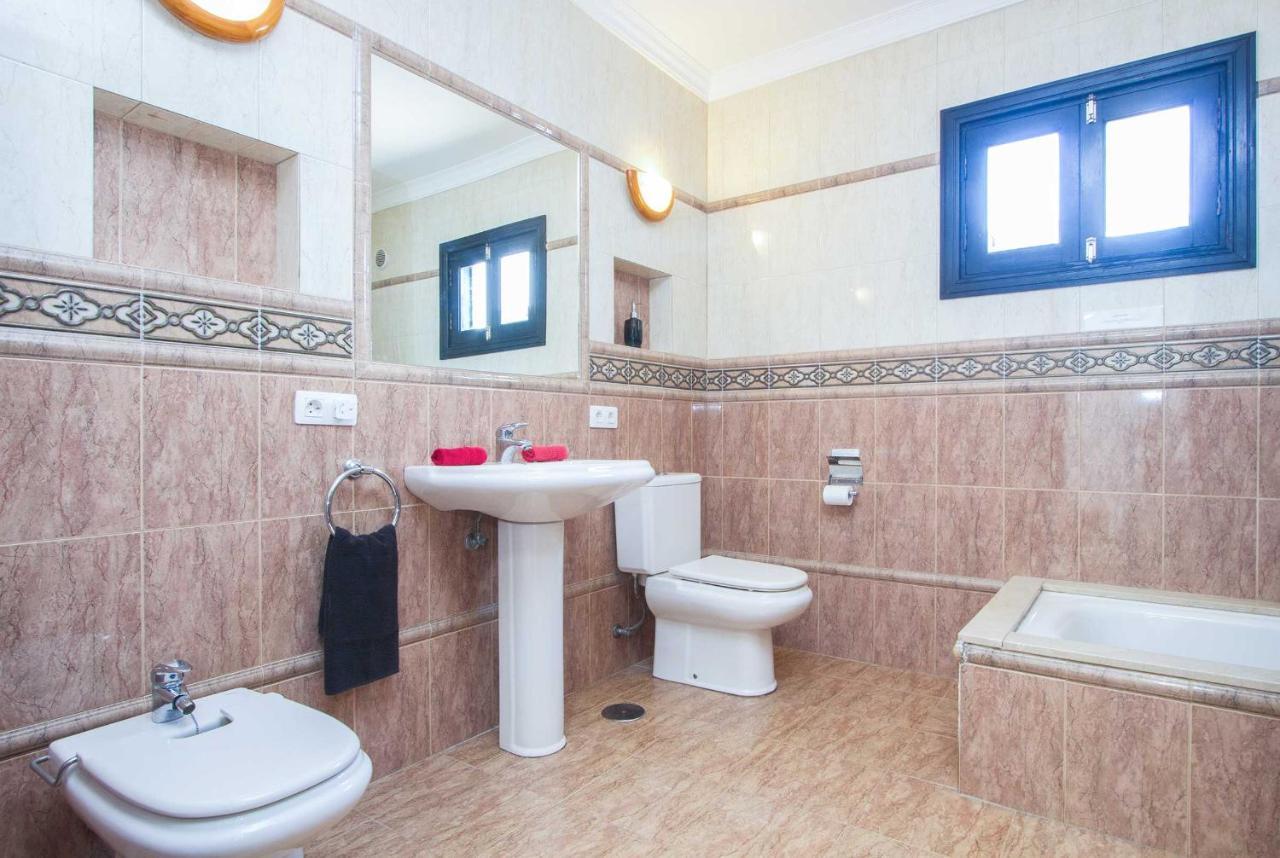 La Fuente Villa Tias