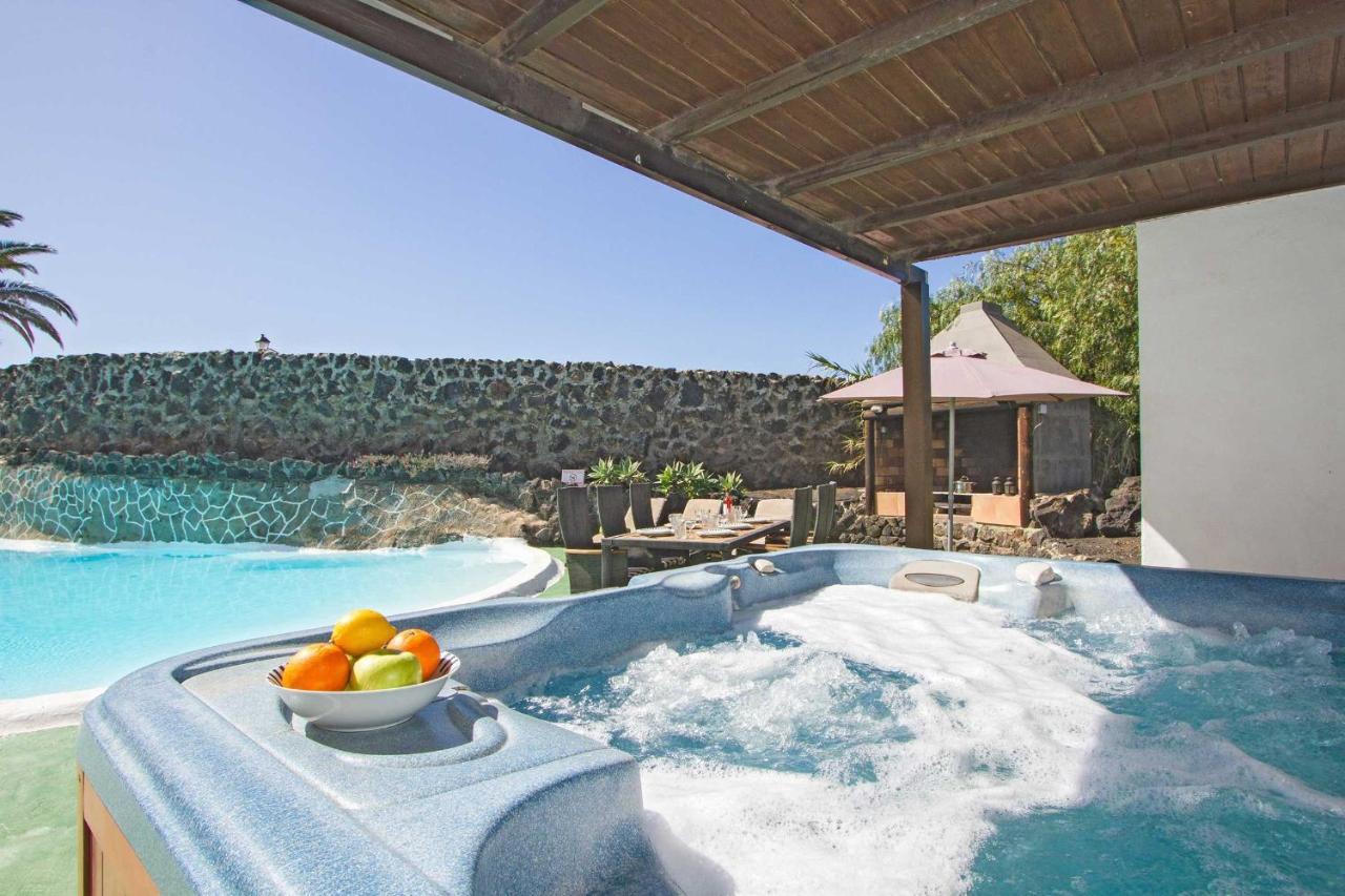 La Fuente Villa
