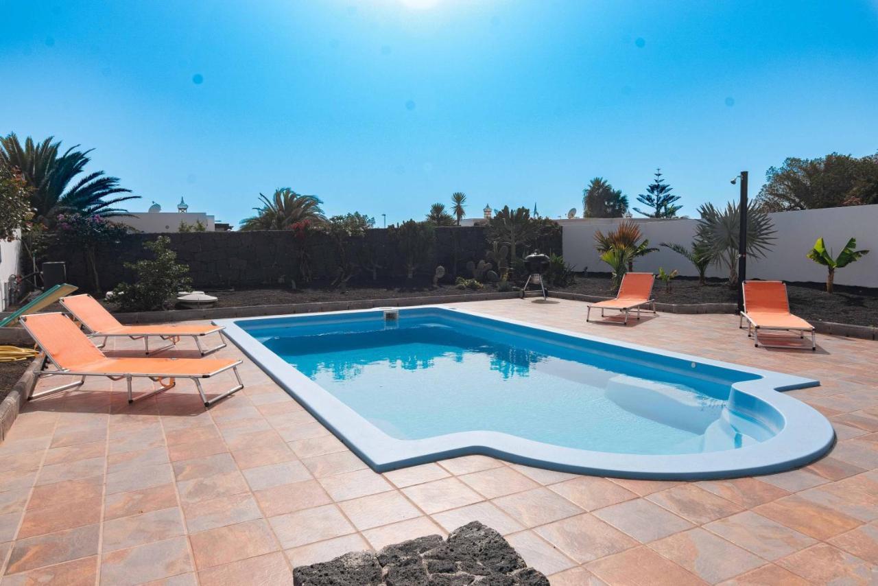 Papillon Con Piscina Privada Y Vistas Al Mar *