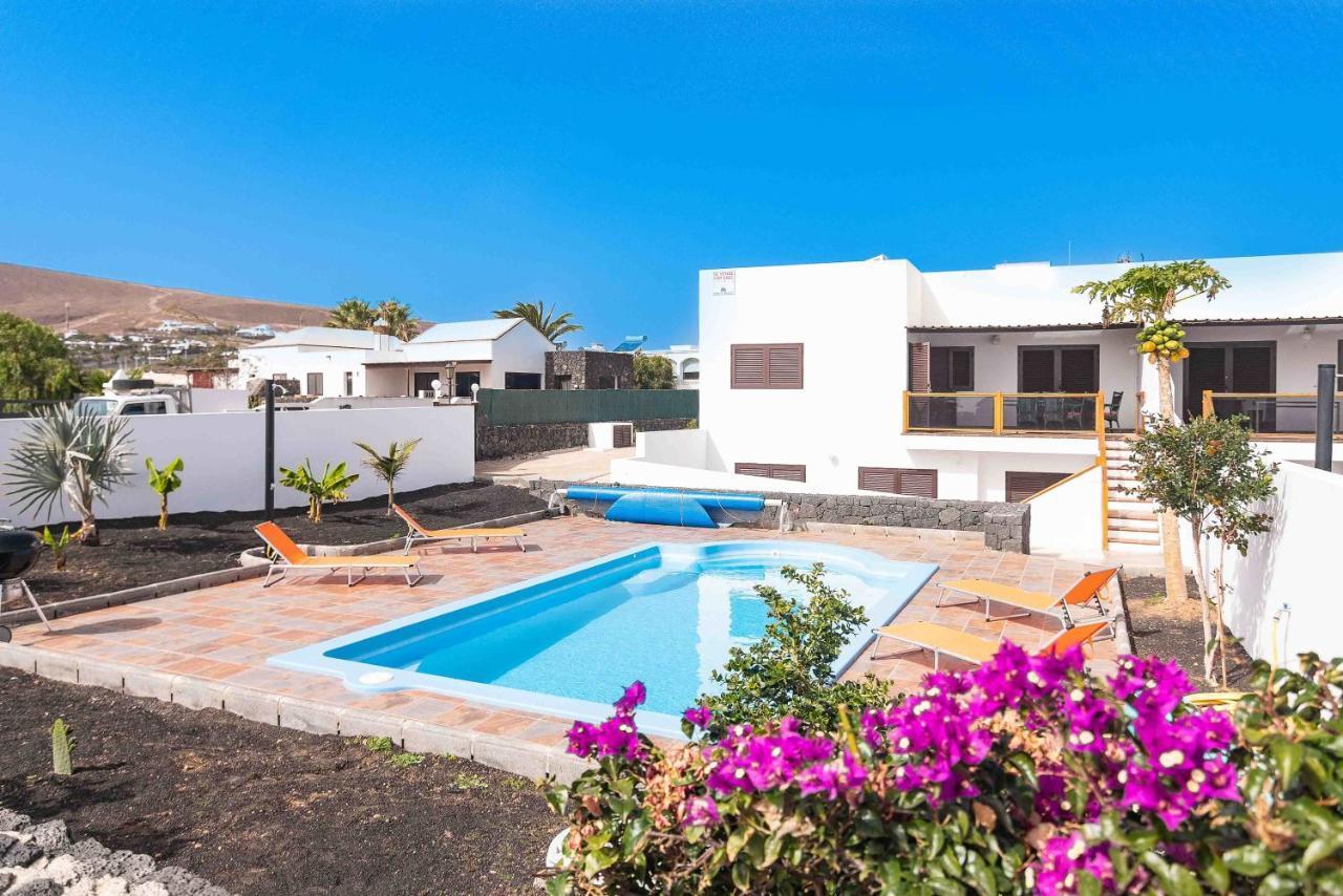 Papillon Con Piscina Privada Y Vistas Al Mar Villa