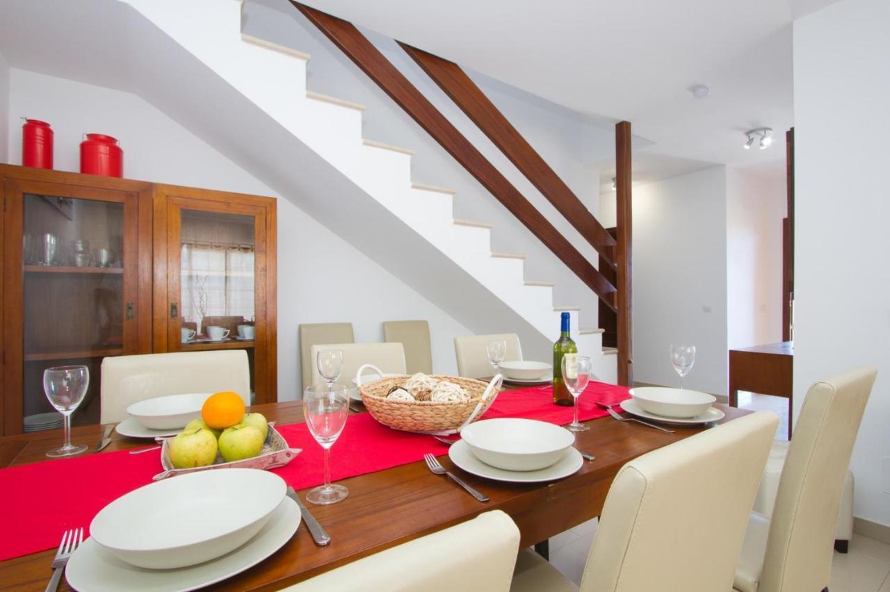 Faina Villa *