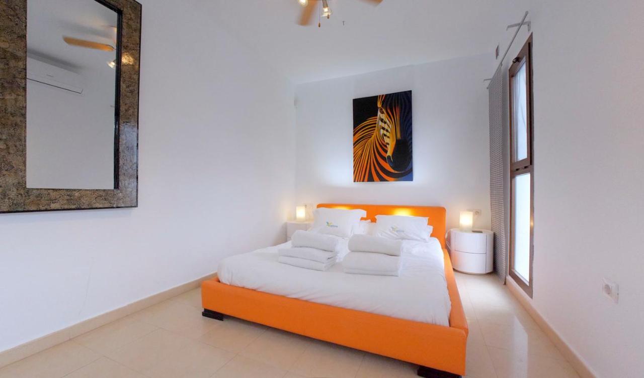 Mi Casa *
