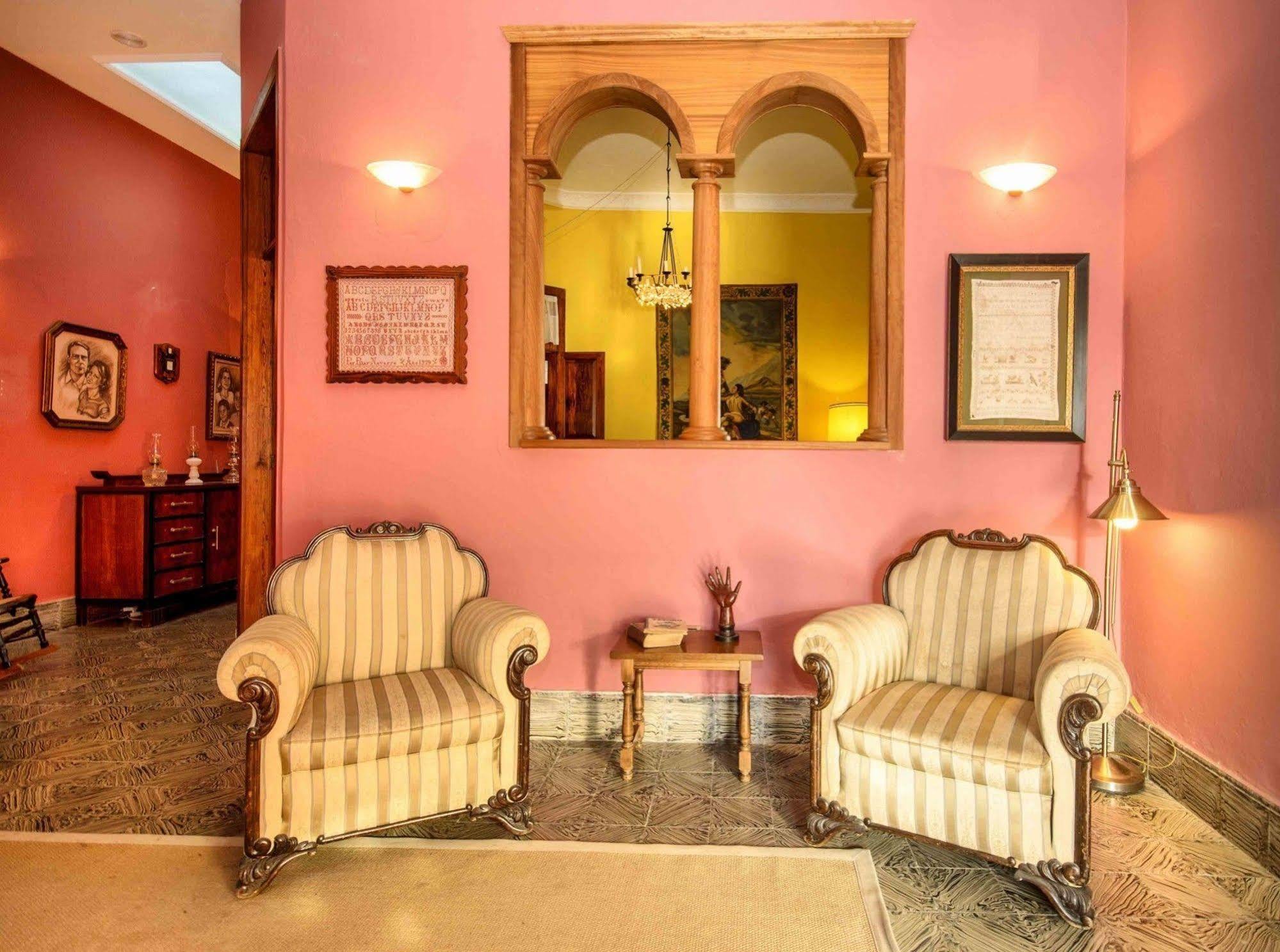 Casa Lola Y Juan Haría