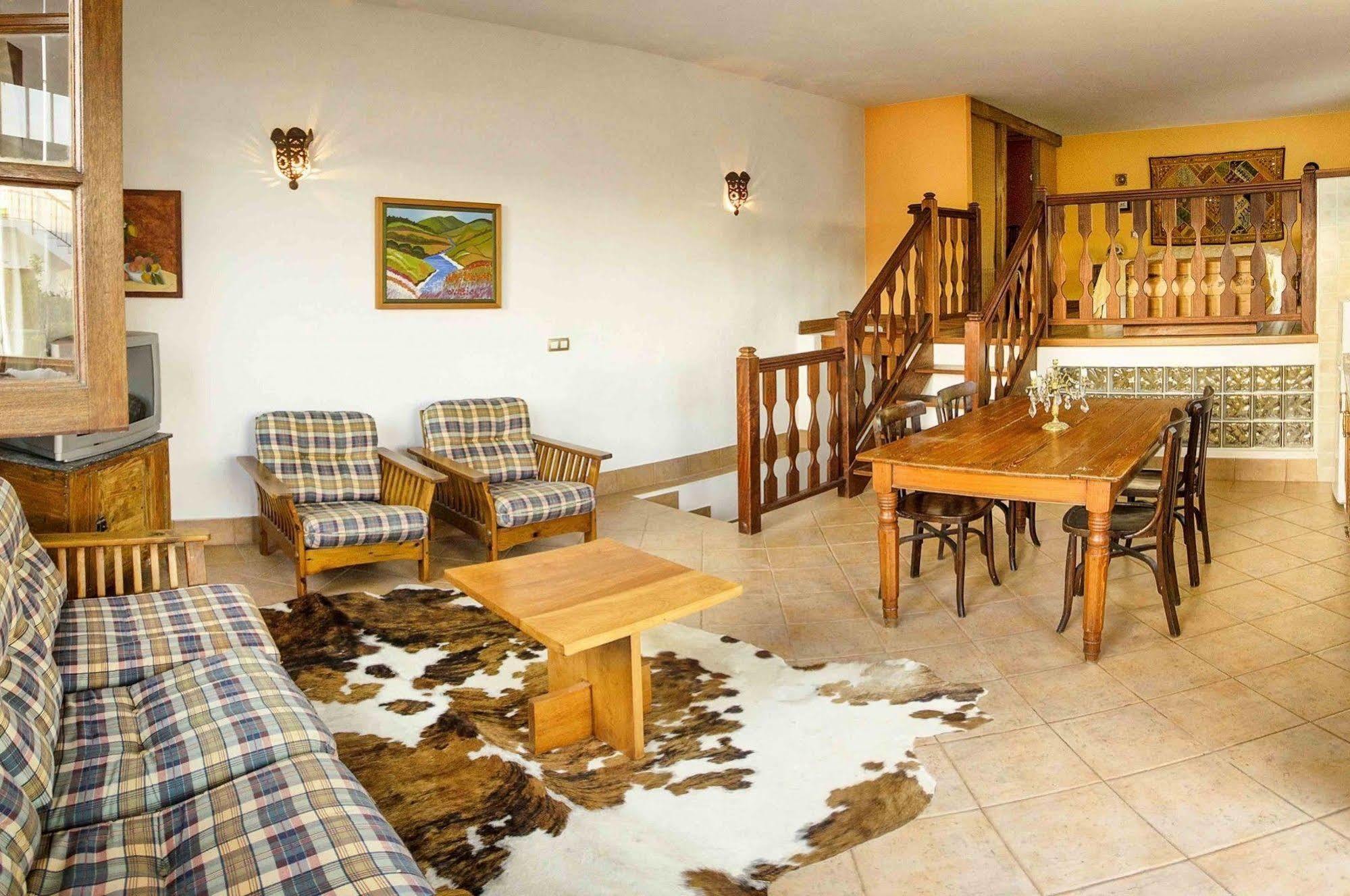 Casa Lola Y Juan Hotel Haría