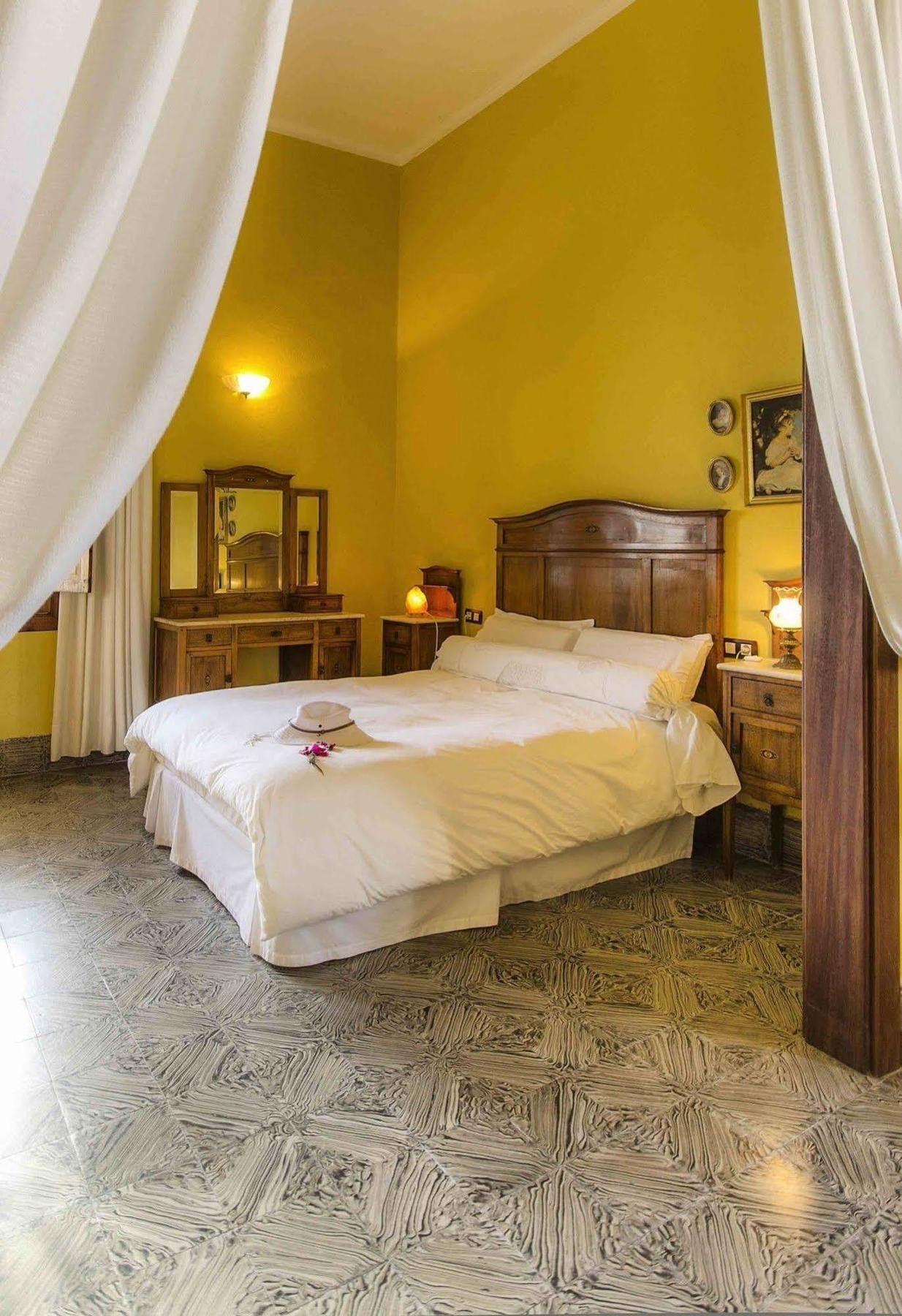 Casa Lola Y Juan Haría