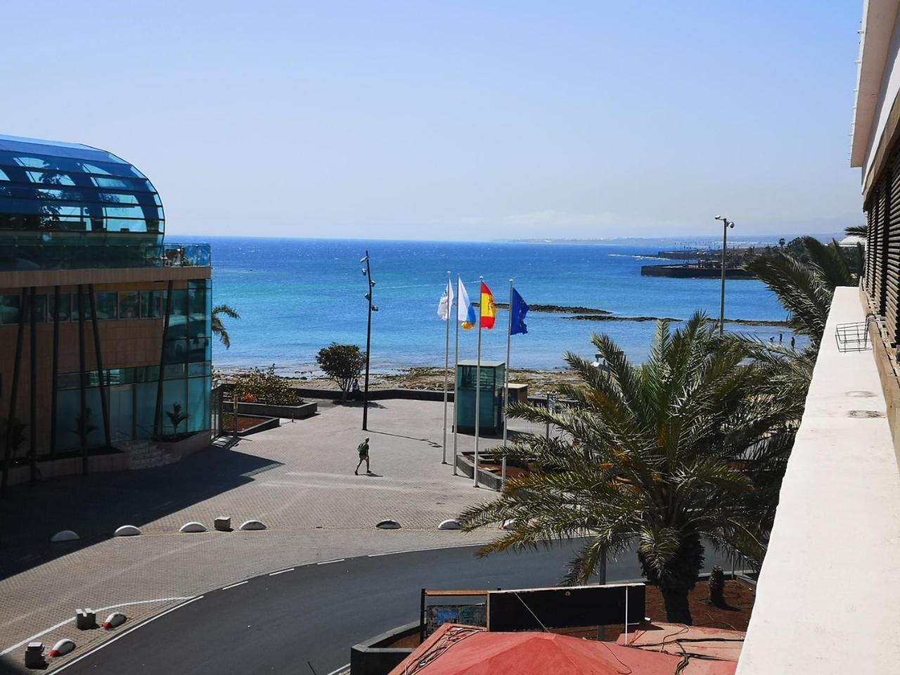 Apartamento Arrecife Beach Front *
