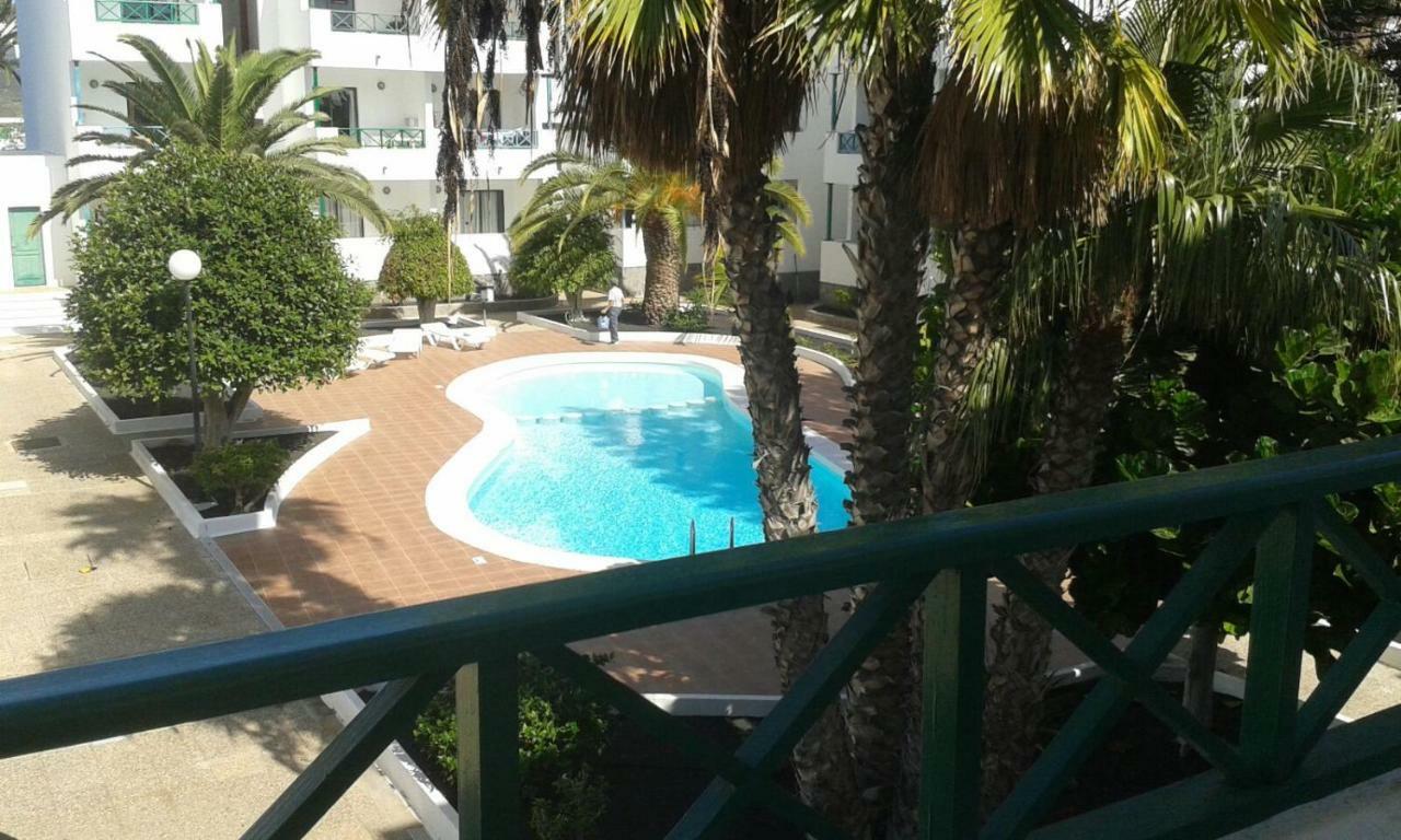 Complejo Residencial Los Carmenes Apartamento *