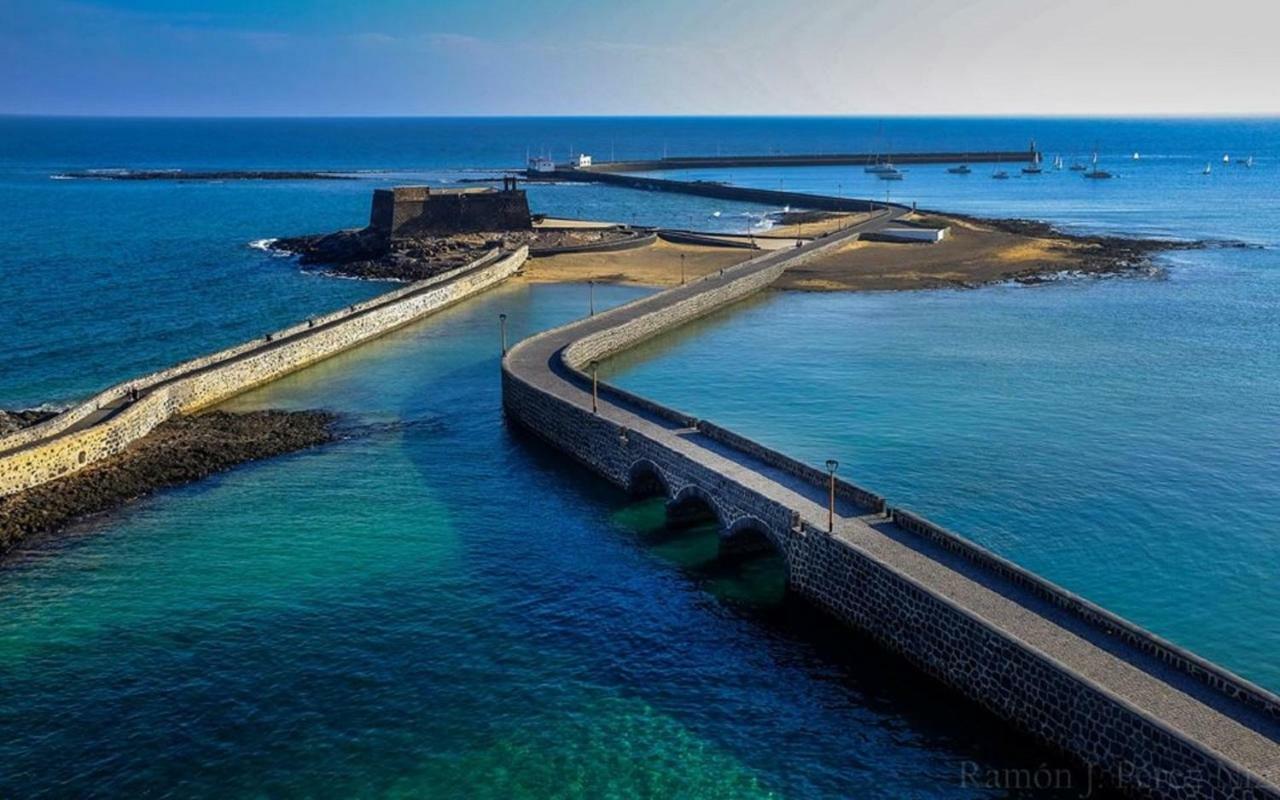 Arrecife Sands- Seafront - Sea Views - Private Underground Parking Apartamento Arrecife (Lanzarote)