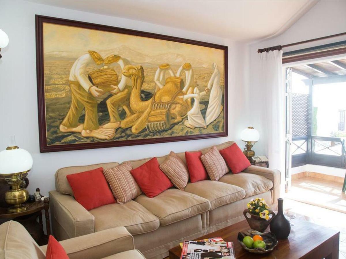 2br House - Solarium & Shower Terrace - 12 Puerto del Carmen (Lanzarote)