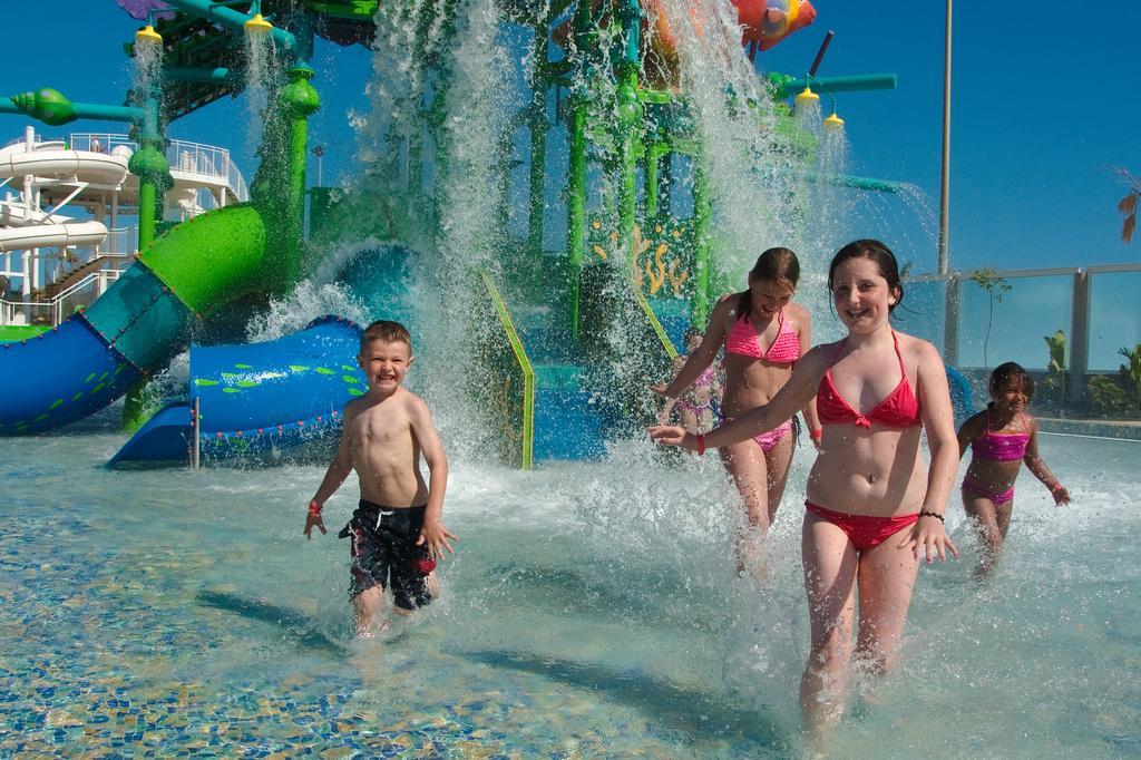 Relaxia Lanzasur Club - Aqualava Water Park Hotel