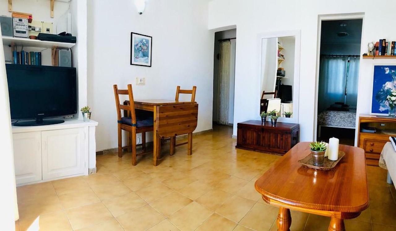 Alessandra With Sat- Tv & Wifi Only 200m From Playa Grande Apartment