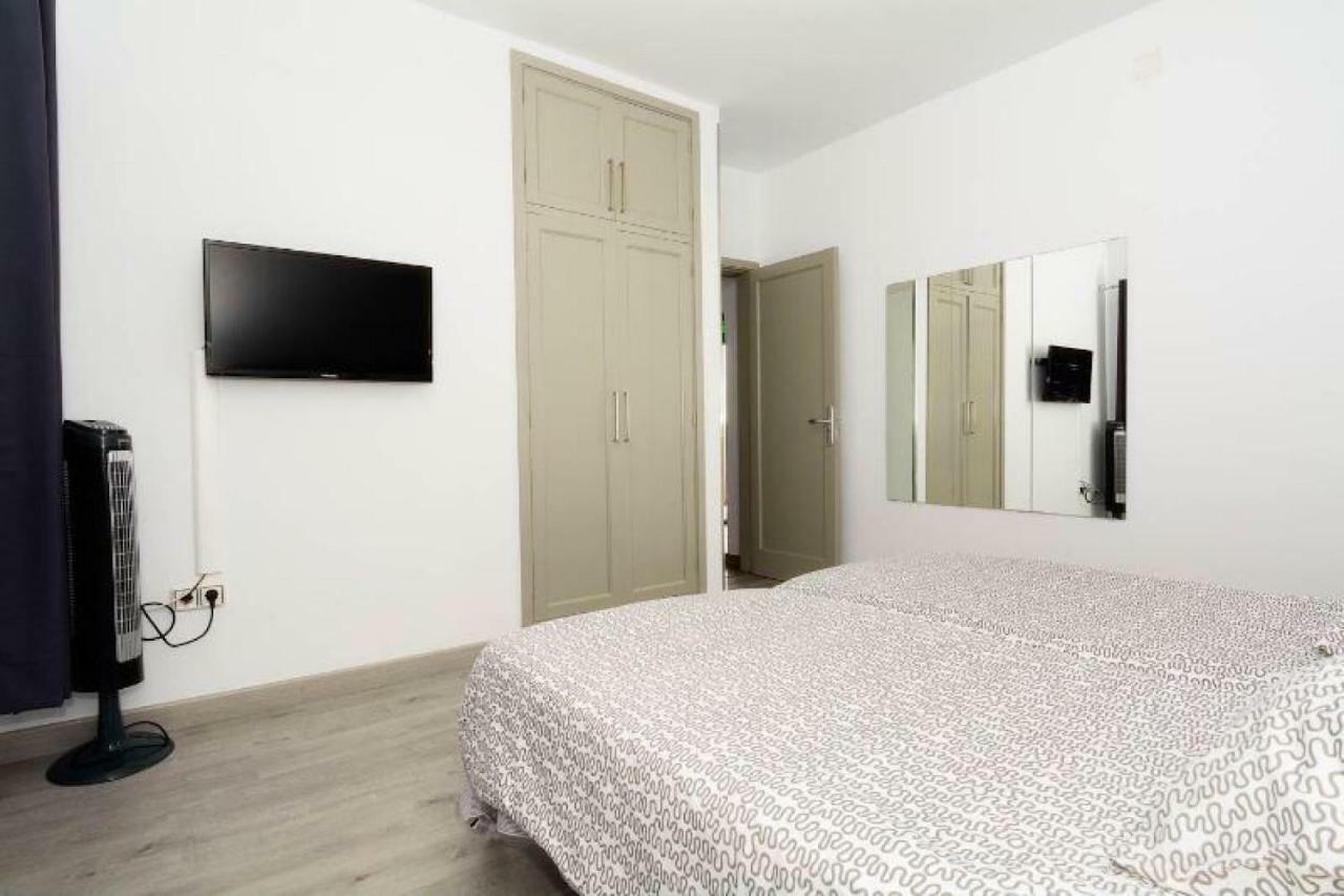 Belinda With Sea View, Sat-tv, Wifi, Only 200m From Playa Grande Apartamento Lanzarote Island