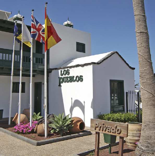 Apartahotel Pueblos 2*