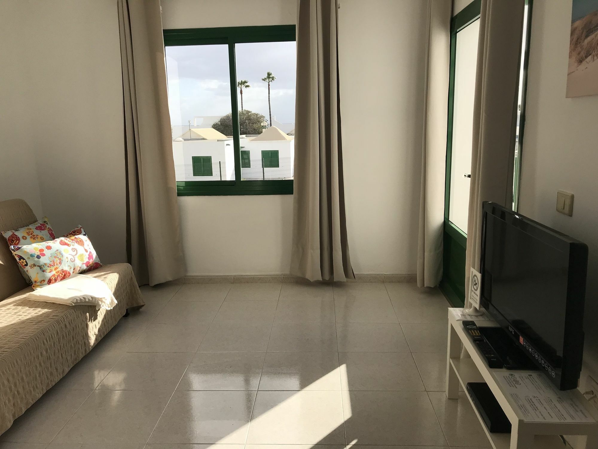 Alhambra Apartment *
