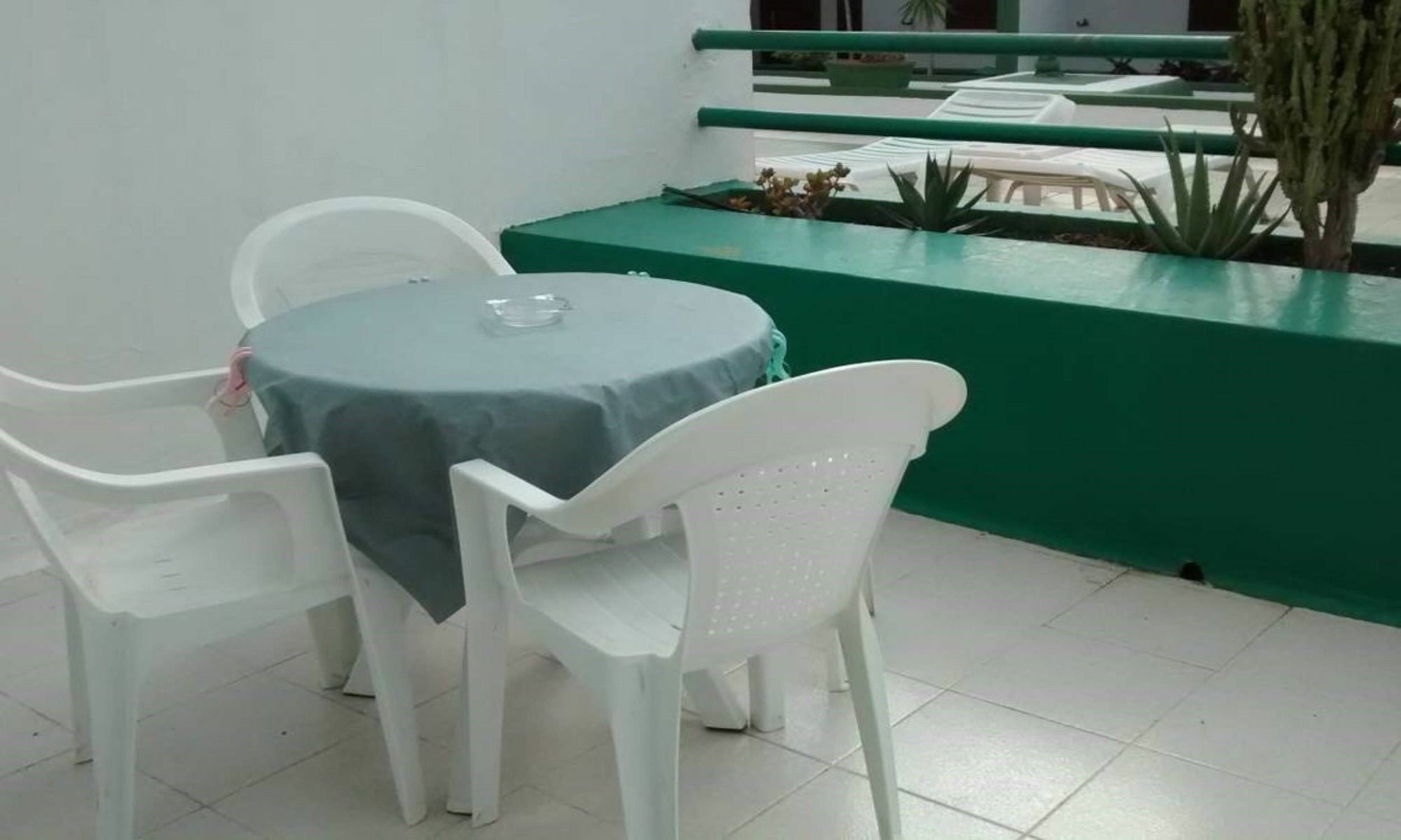 104590 - In * Tías