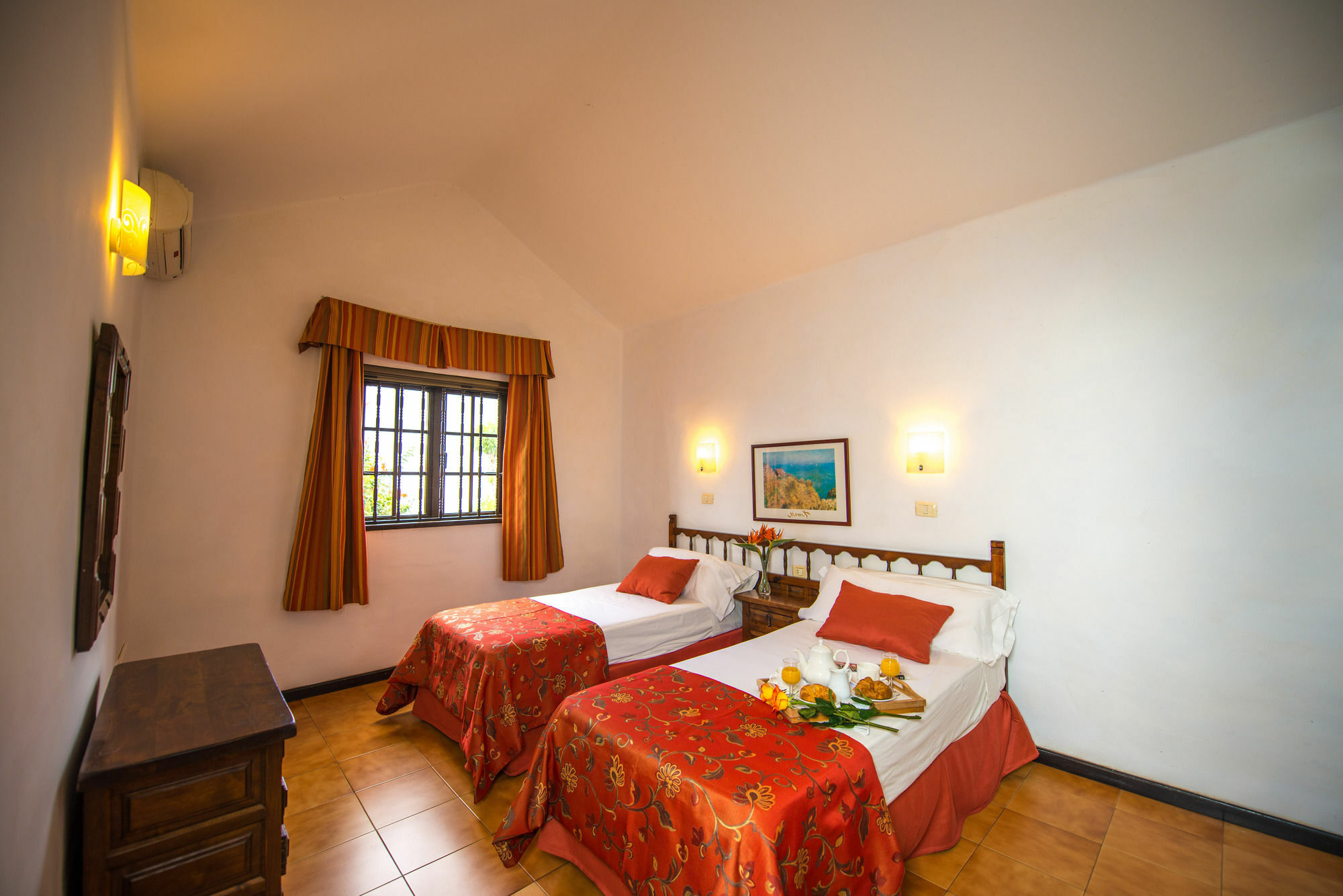 Aparthotel Ona Casitas 4*