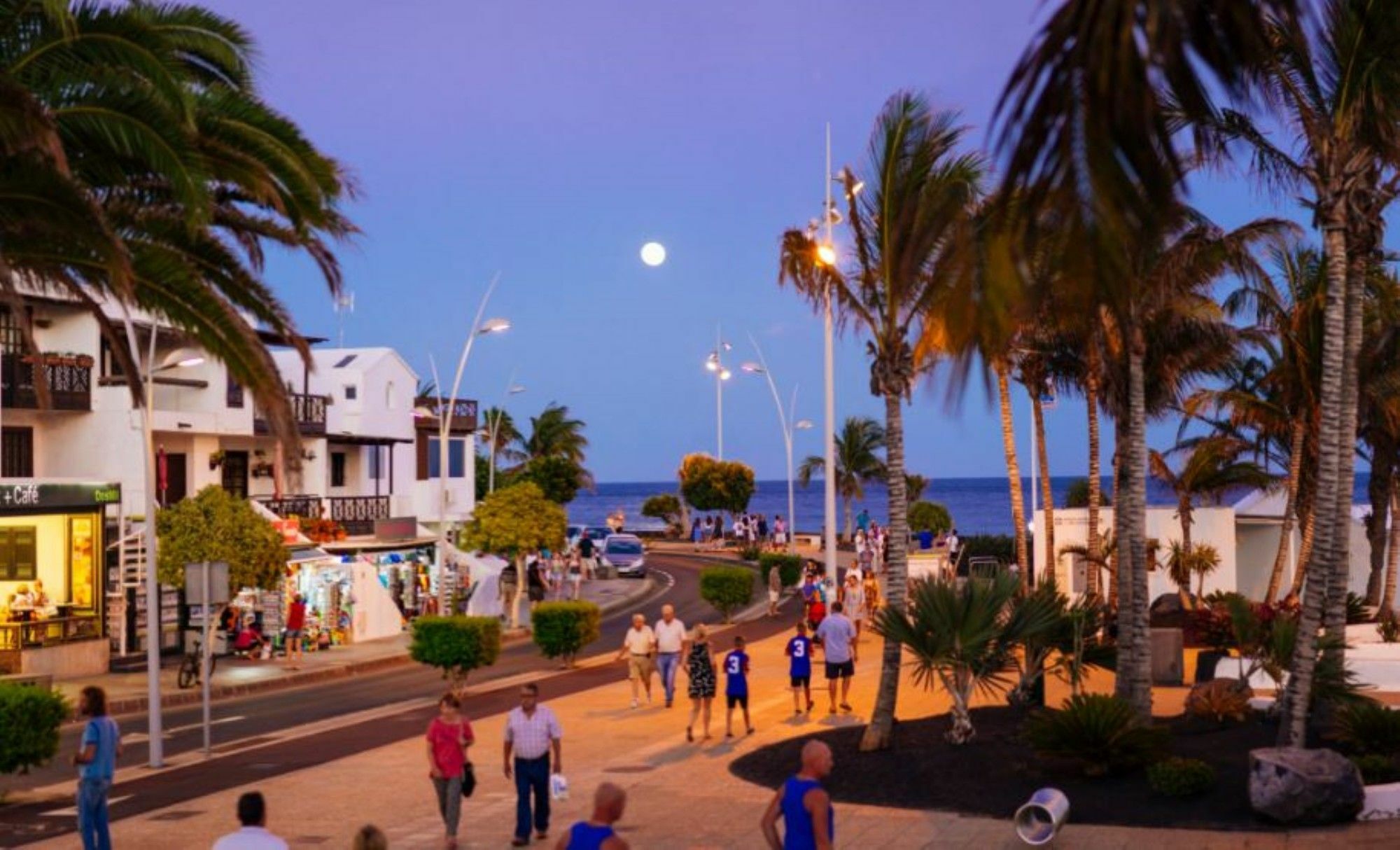 In Puerto Del Carmen - 104394 By Mo