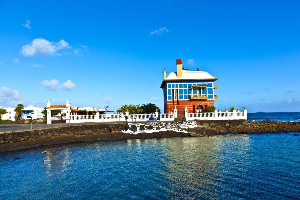 Eco Fisherman's Seafront - Fantastic Views - Private Courtyard