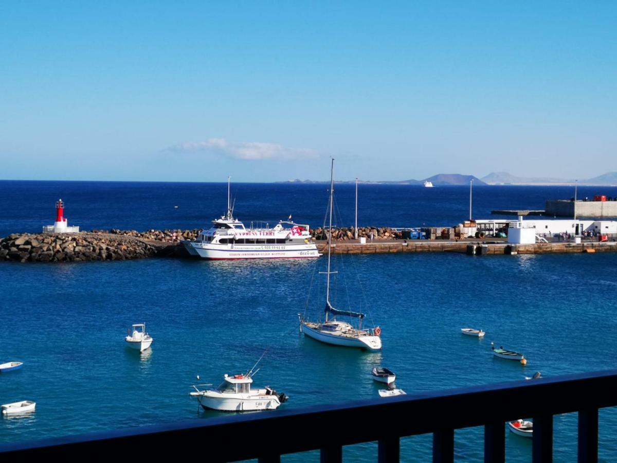 El Faro Playa Blanca (Lanzarote)