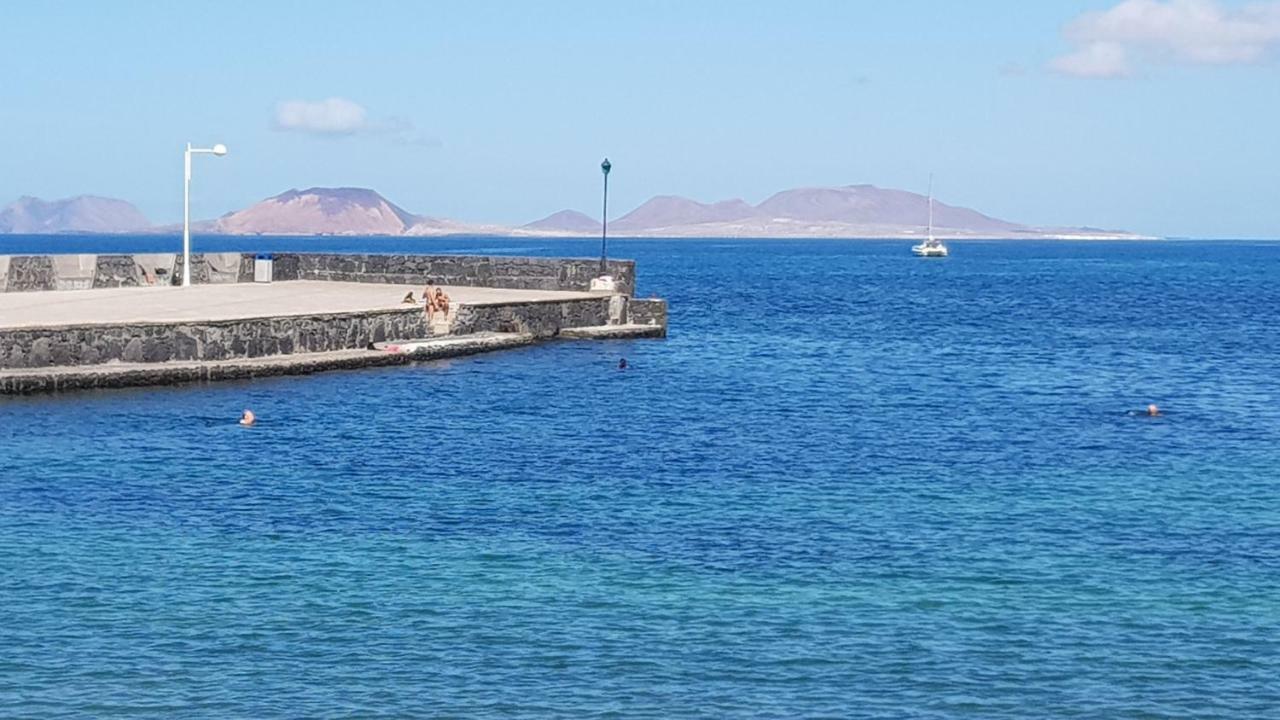 Salitre-1ª Linea De Mar Holiday home Famara