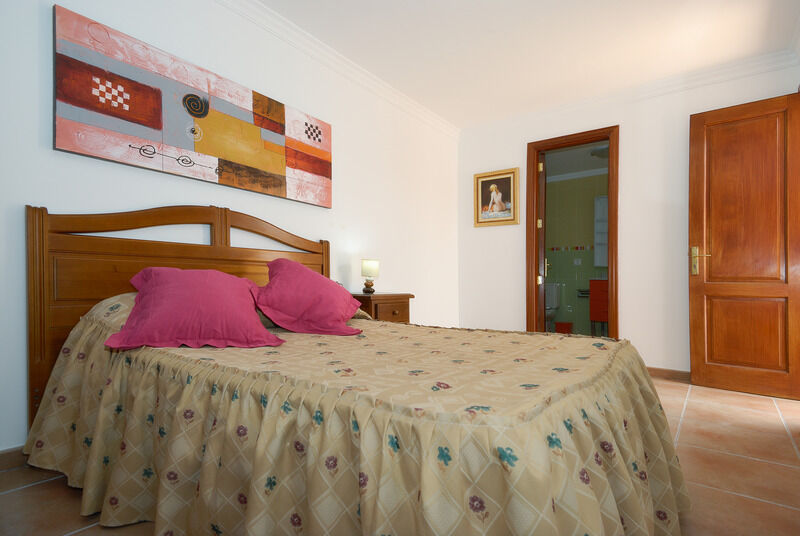 Limones 4 Bedrooms Villa *