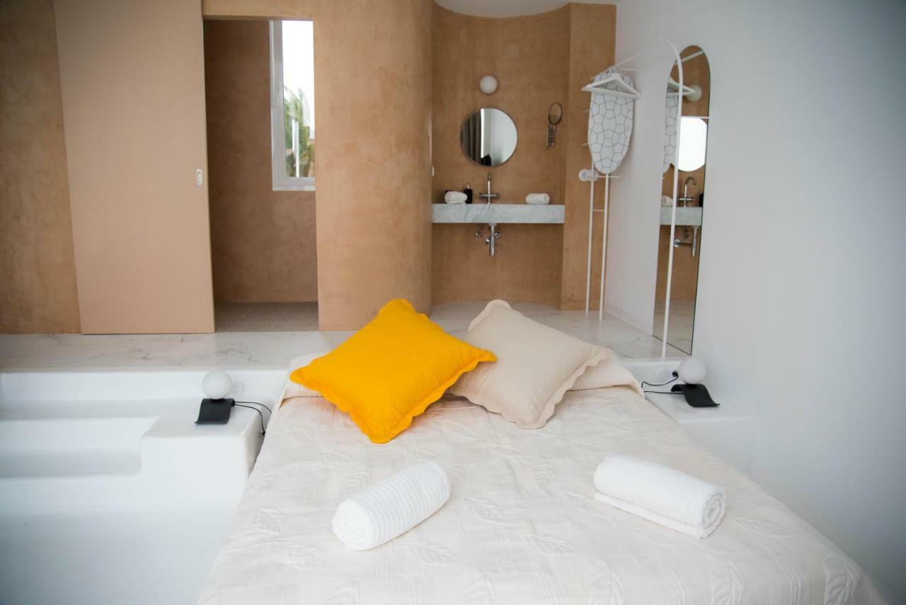 Aqua Blanca Boutique Punta Mujeres