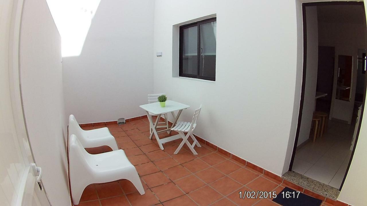 Edificio Comillas, Pe * Arrecife (Lanzarote)