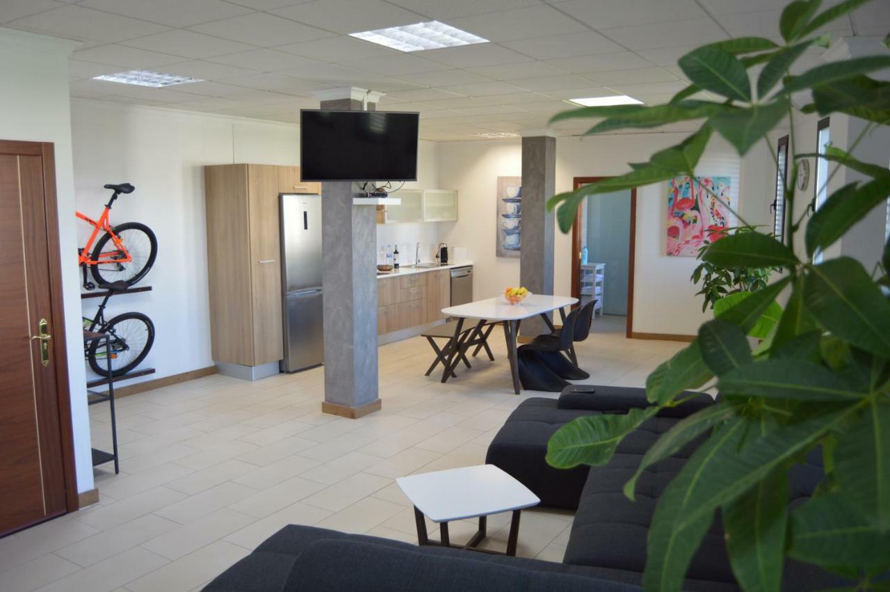 Moai Loft