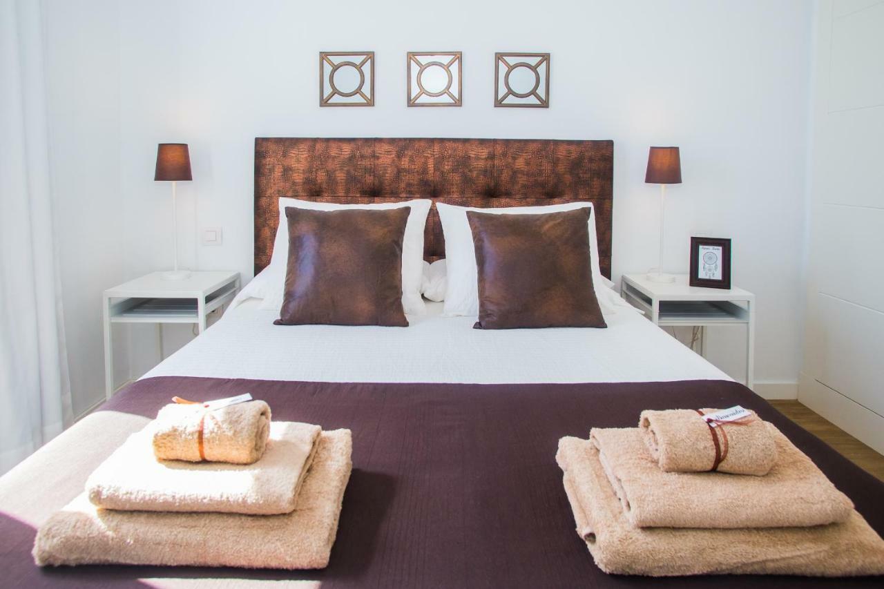 Apartamento Flower Beach 18 *