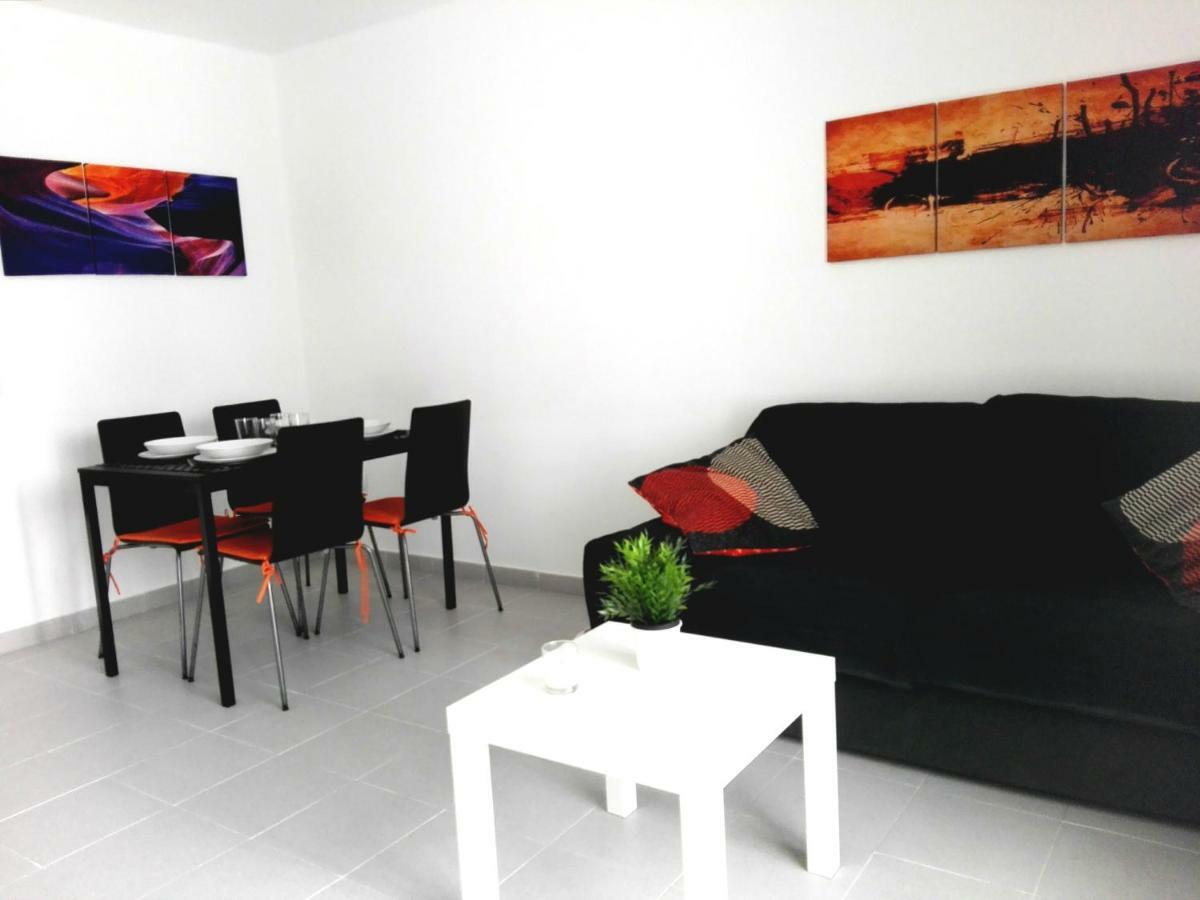 Renovado,vistas Piscina, Aire Acondicionado,wifi