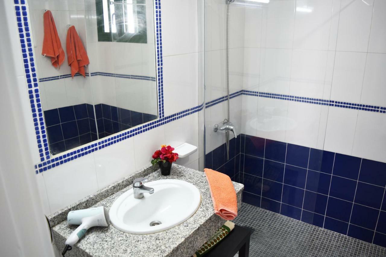 Puerto Del Carmen Center - New By The Pool And Private Parking *