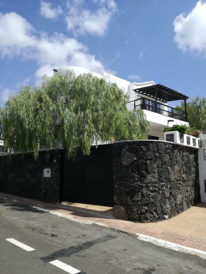 Sorondongo & Garden Villa