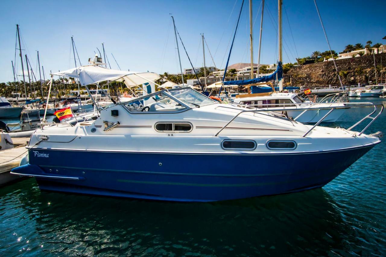 Botel Cozy Boat To Unwind By The Ocean Puerto Calero