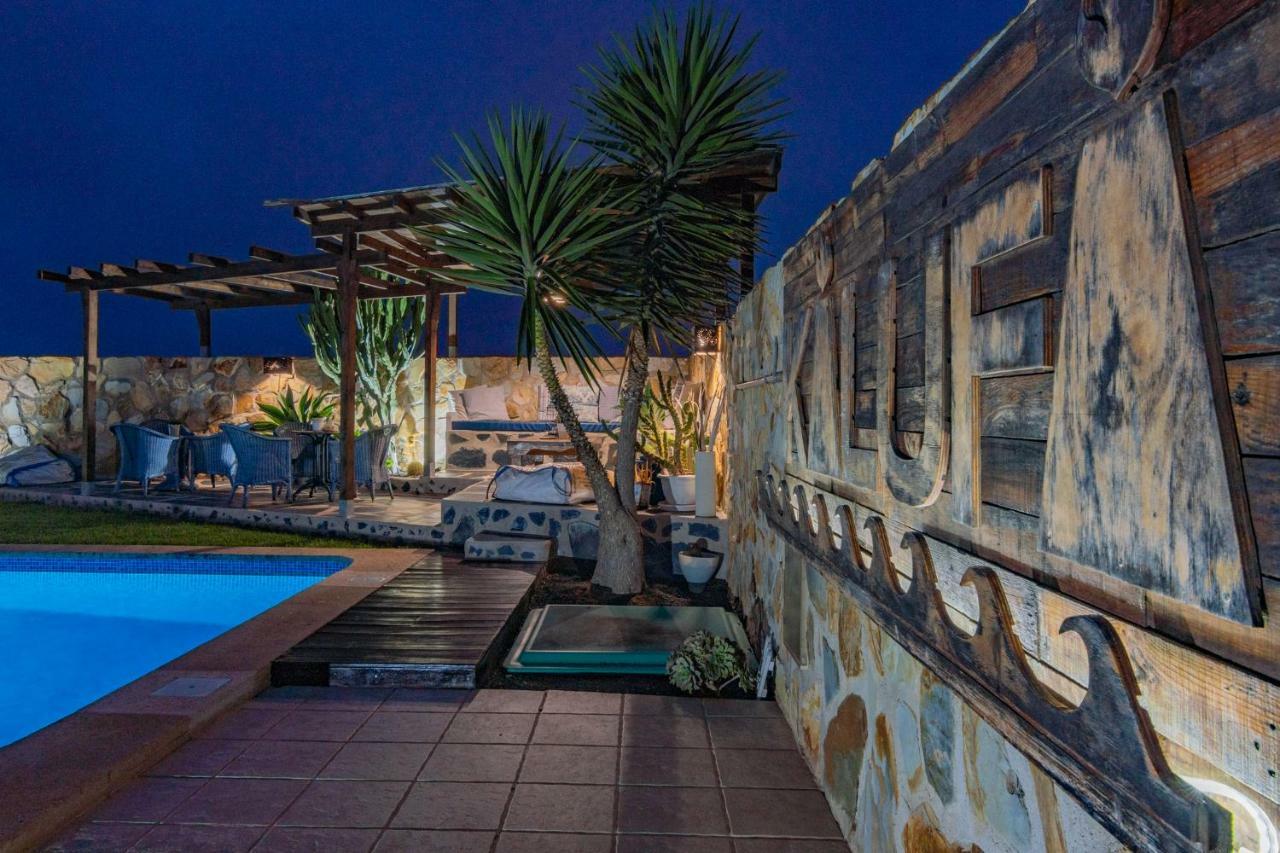 Hostal Kalufa Surf House El Cuchillo