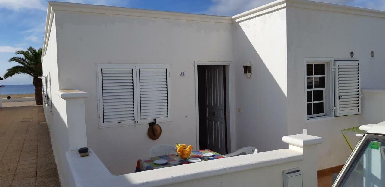 Calle Mesana Playa Honda (Lanzarote)