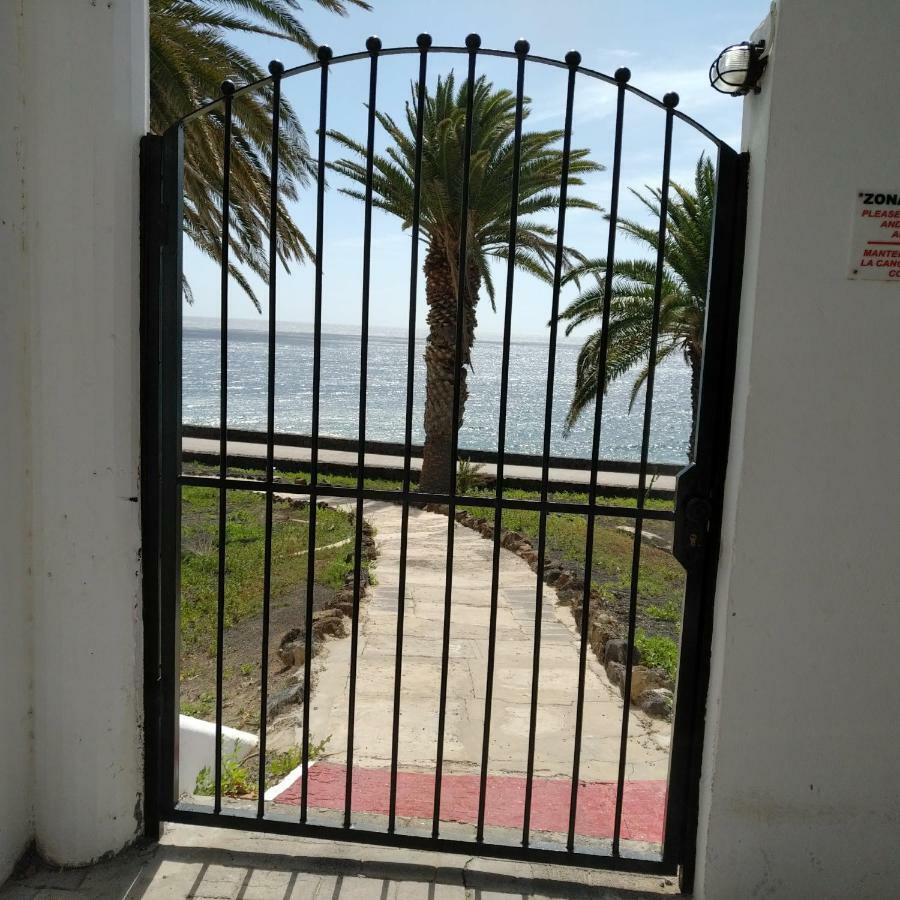 Luxury Sea Front Holiday home Costa Teguise