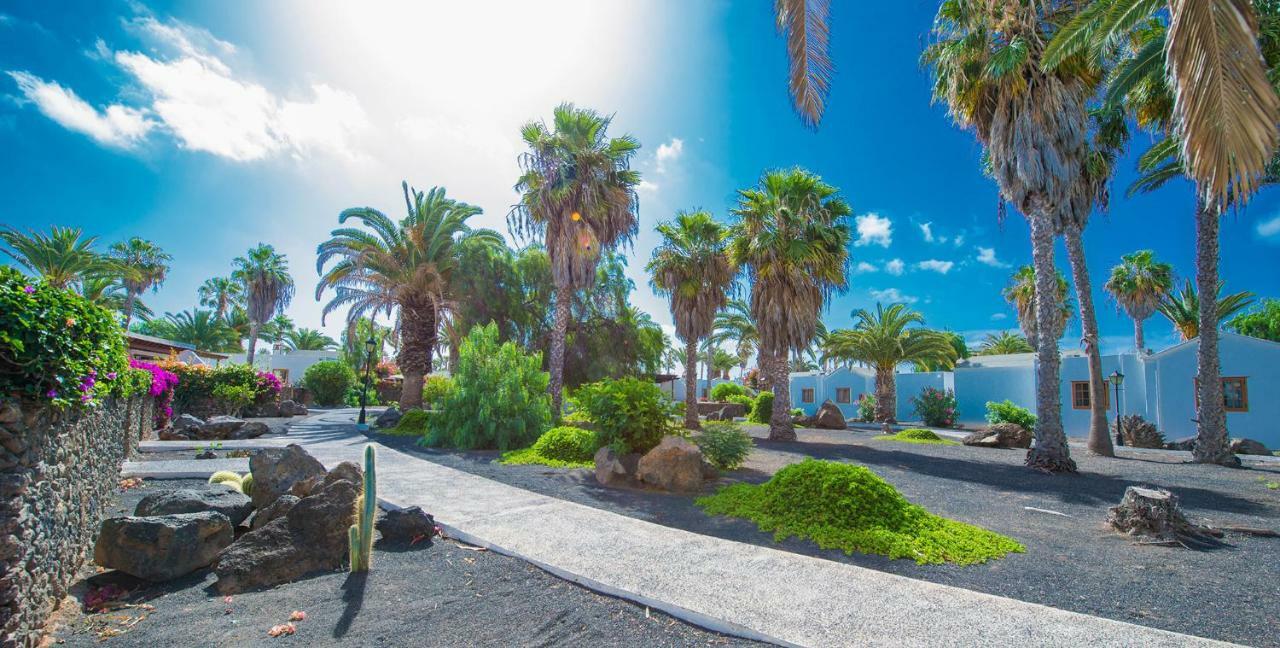 Brisas Complex, 104