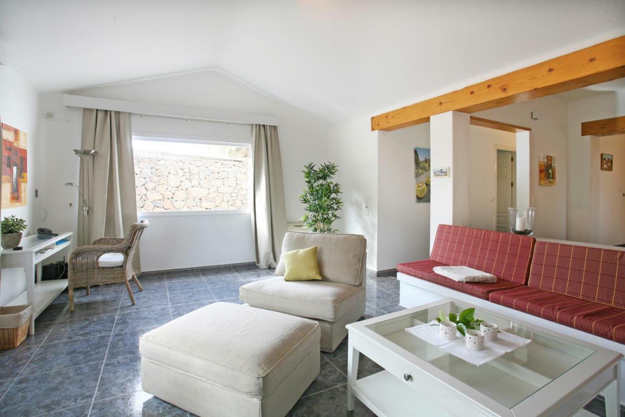 Casas Piedras Holiday home *