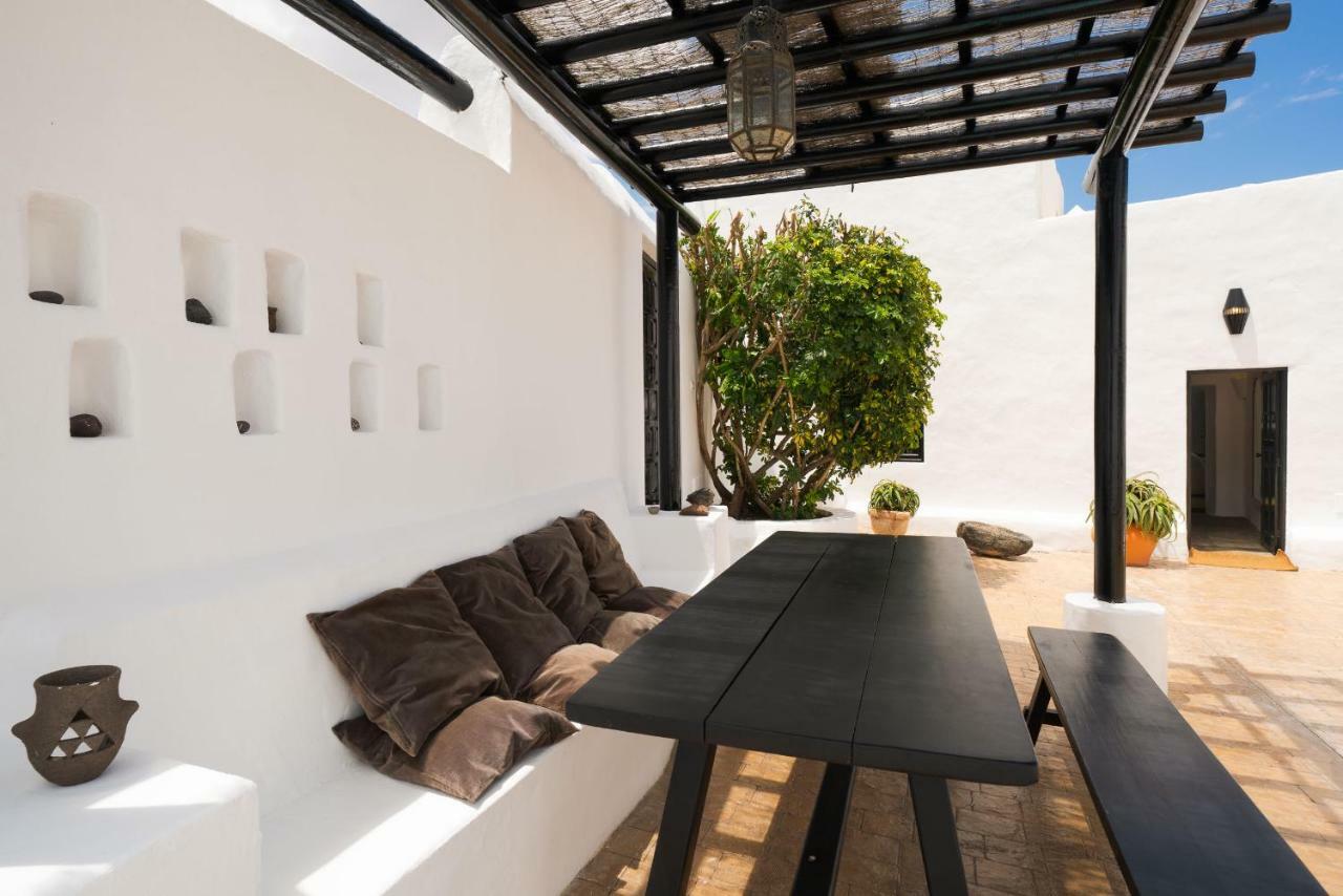 Villa Guatiza Villa *
