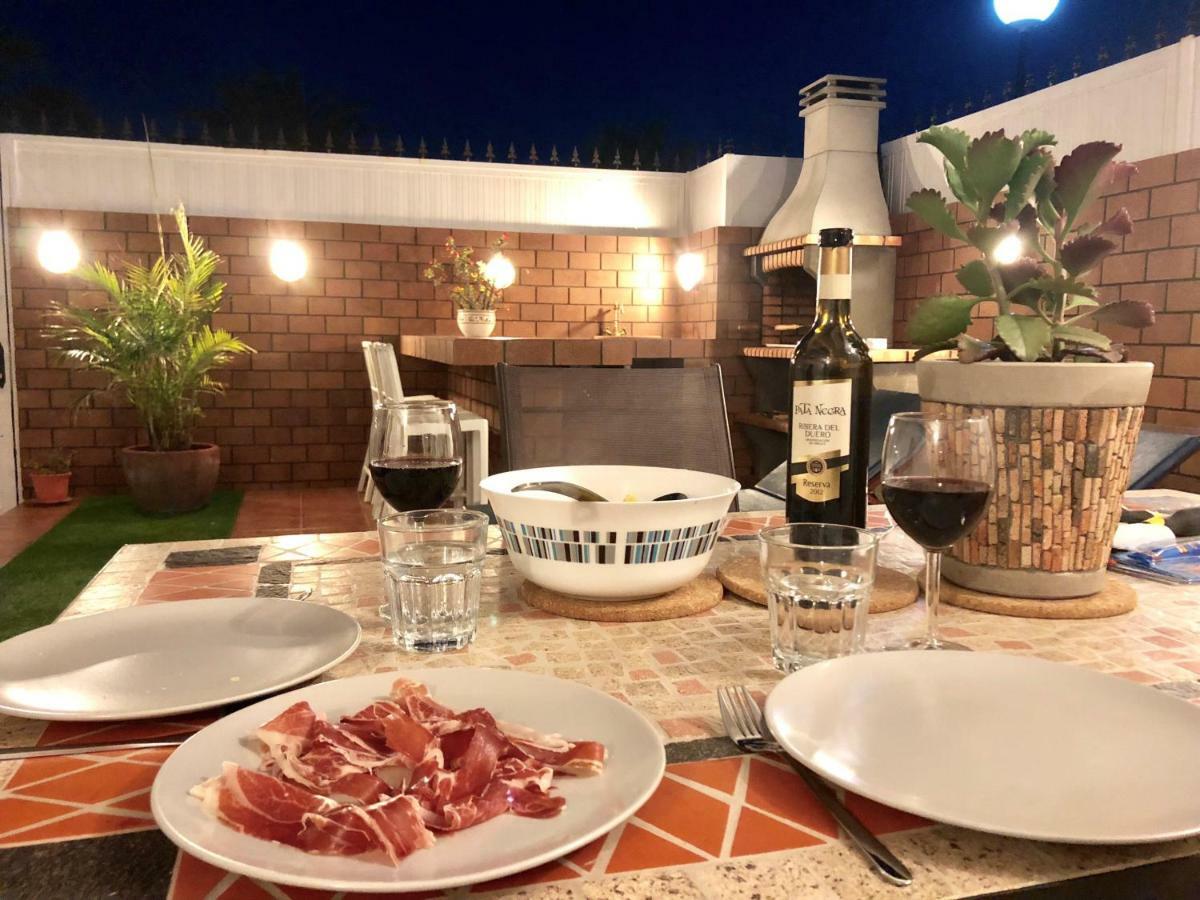 Casa Miro, Private Terrace, Bbq, Wifi And Air-con Сasa de vacaciones