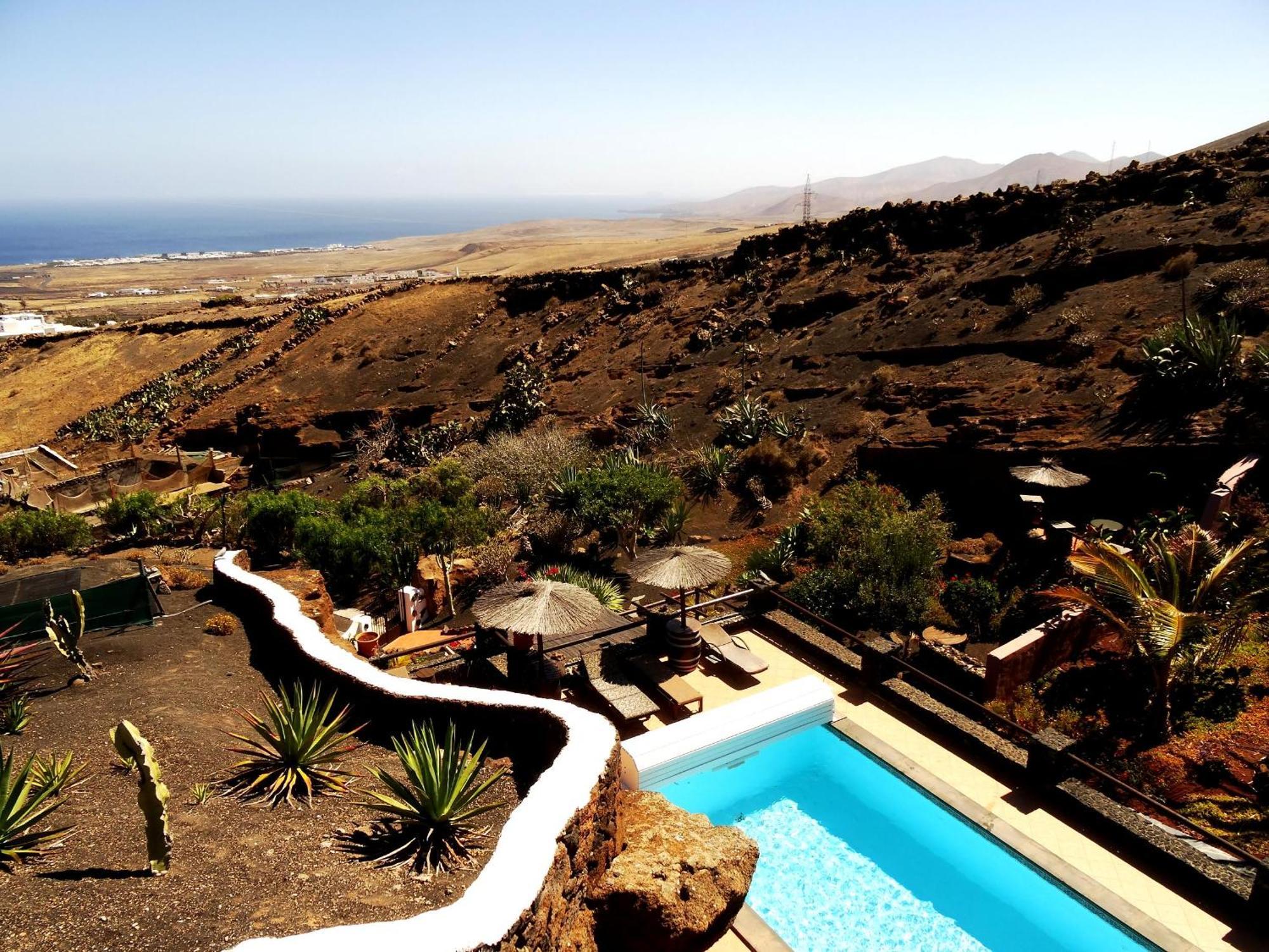 Castillo Lanzarote Winni - Luxury - Pet Friendly With Heated Pool Holiday home La Asomada (Lanzarote)