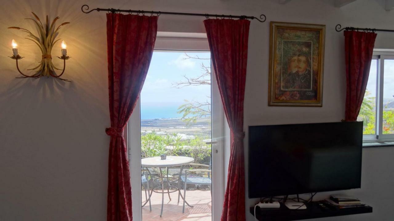 Castillo Lanzarote Winni - Luxury - Pet Friendly With Heated Pool Holiday home *