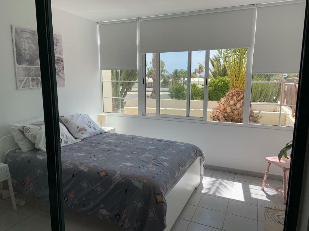 Luxury Estudio En Playa Roca A Primera Linea Del Mar Apartment