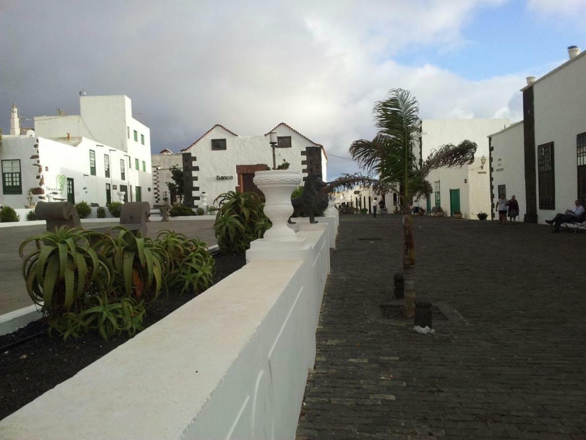 From Pensión