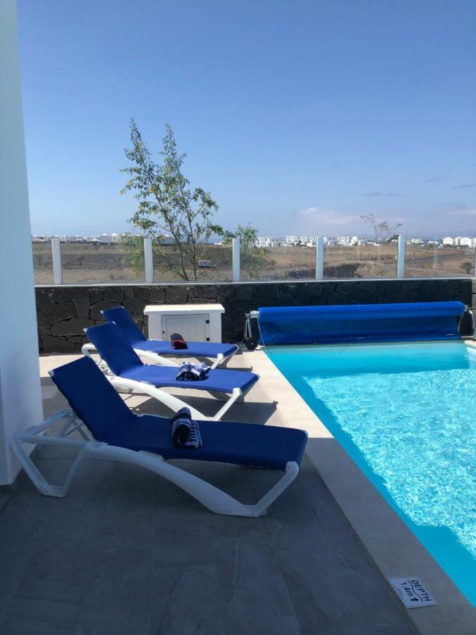 With Sea View And Private Swimming Pool Villa