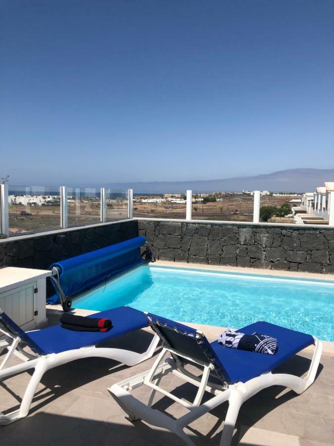 Villa With Sea View And Private Swimming Pool Playa Blanca (Lanzarote)