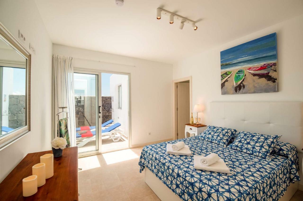 Villa With Sea View And Private Swimming Pool